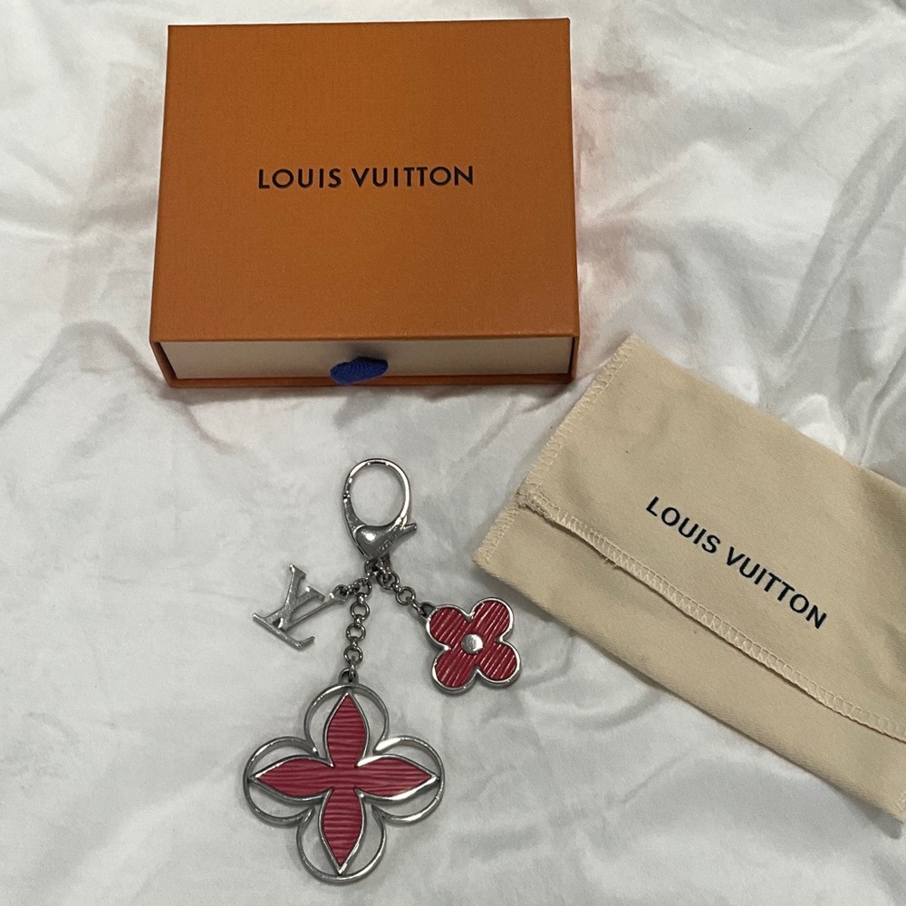 Louis Vuitton Fleur d'Epi bag charm in red with silver-tone hardware